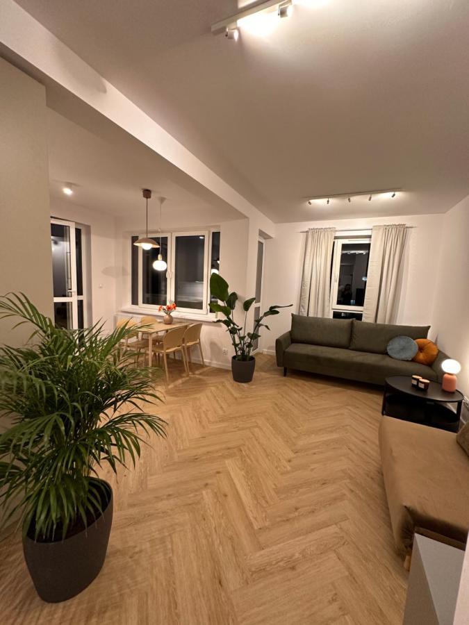 Apartament Na Letniej Z Duzym Tarasem Z Widokiem Na Gory Klodzko Exterior photo